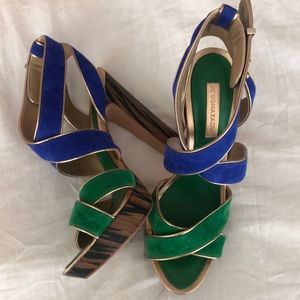 BCBG Maxazria strappy suede heels! 10B 💙💚💙💚